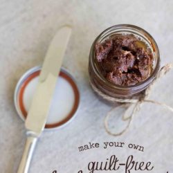 make your own hazlenut spread takes five minutes and is SO easy! No sugar or dairy and tastes better than nutella