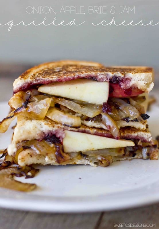 this sandwich is the best grilled cheese ever- i crave it all the time!