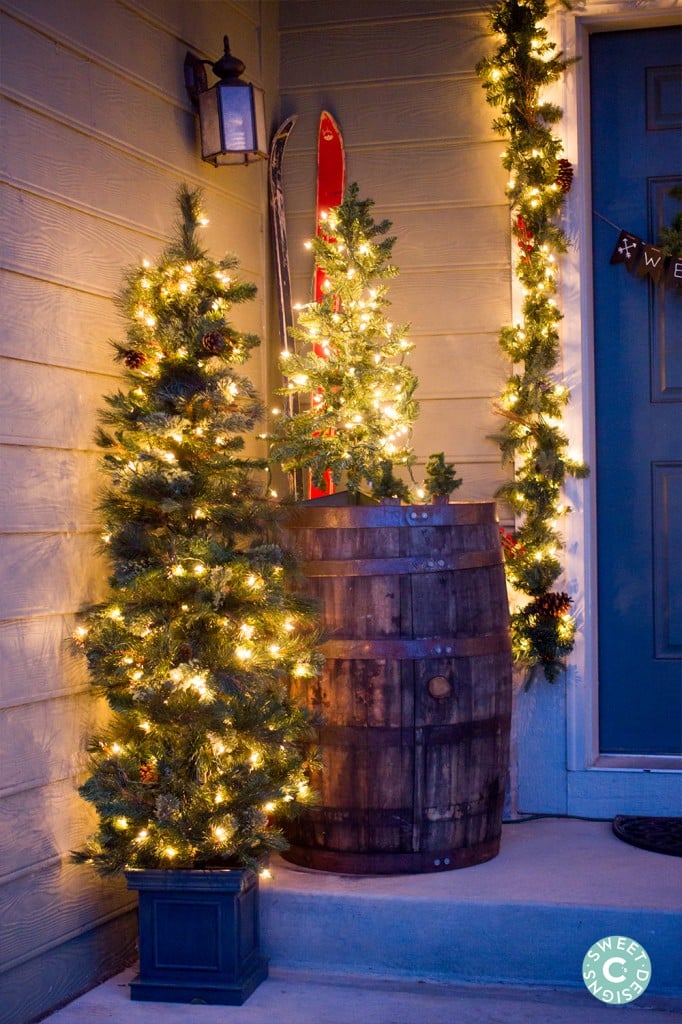 Christmas Home Tour- Outdoor Entryway