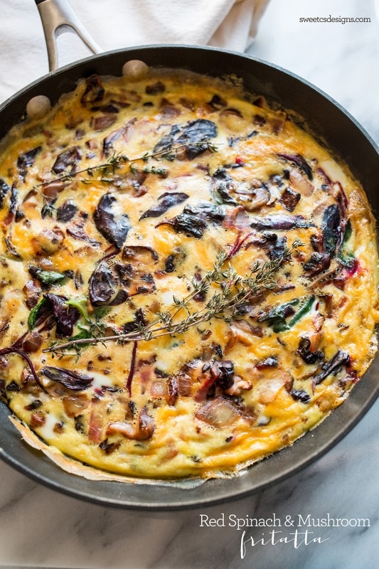 our favorite meat free brunch recipe- this fritatta is so colorful and delicious!