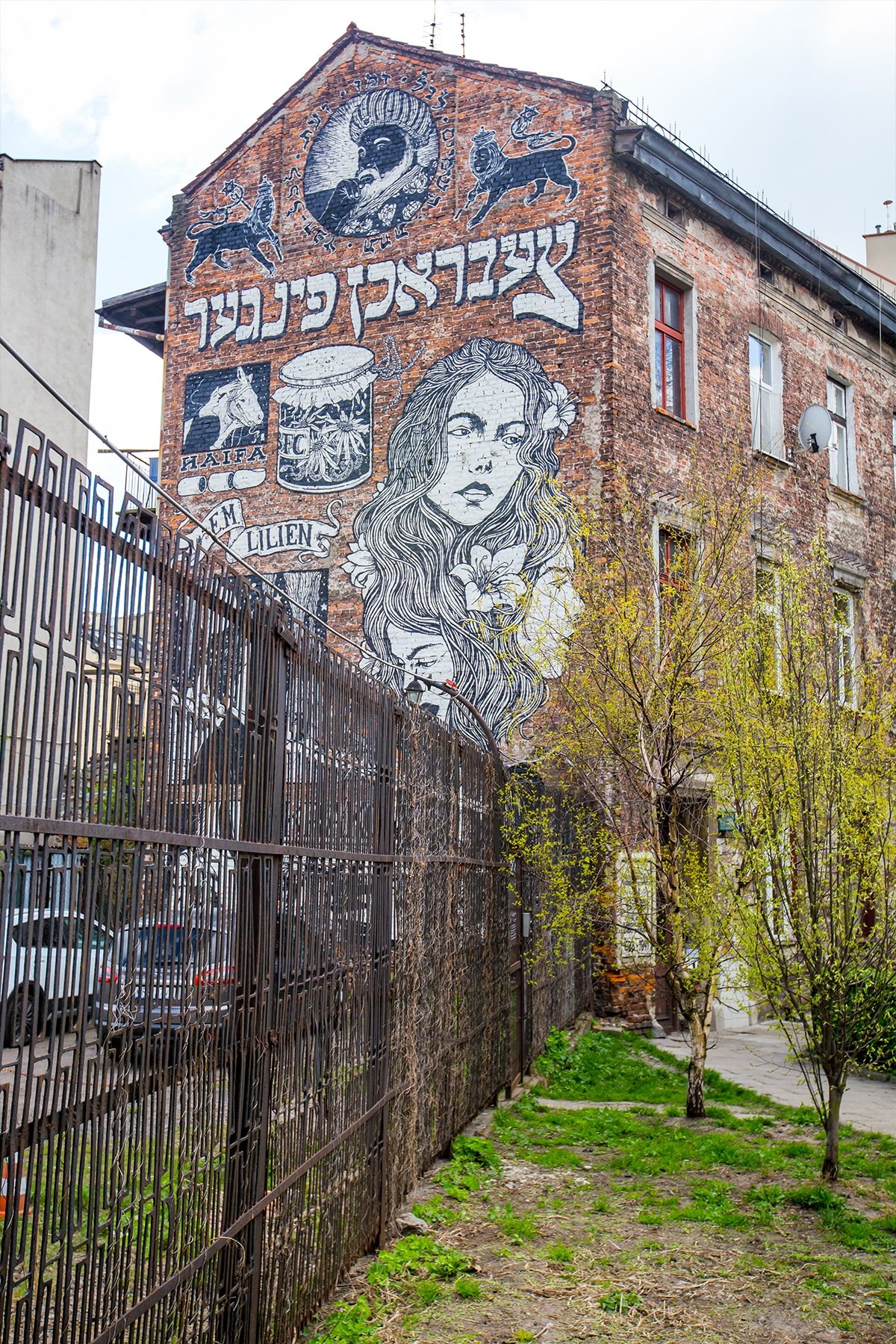 Art outside synagogue, krakow