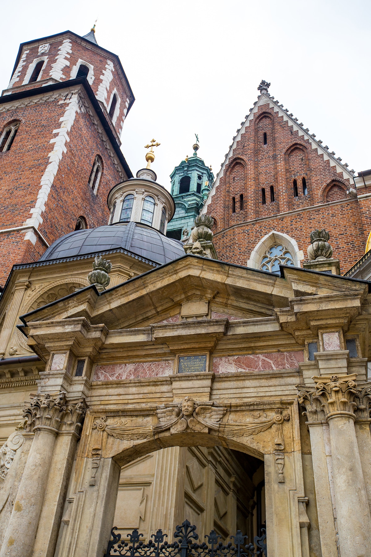 Wawel Cathedral, Krakow- so pretty and you can tour part of it free!