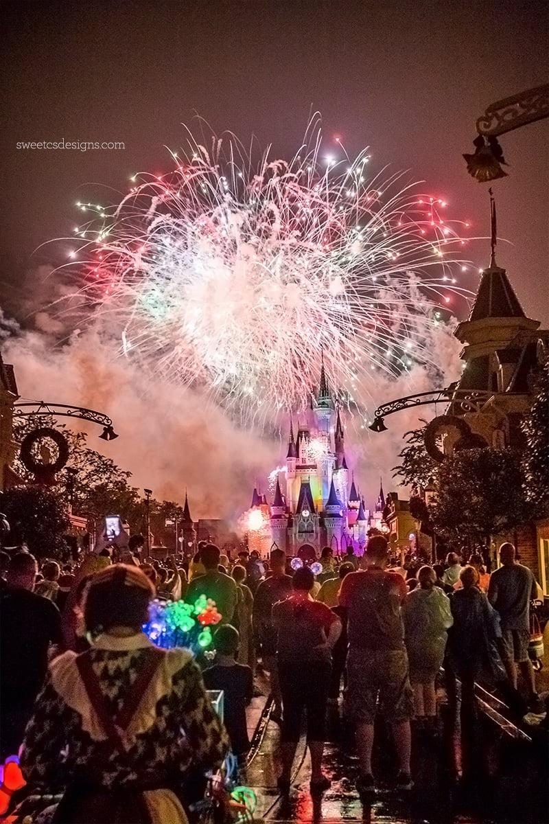 Disney World Mickey Christmas Party Fireworks Show