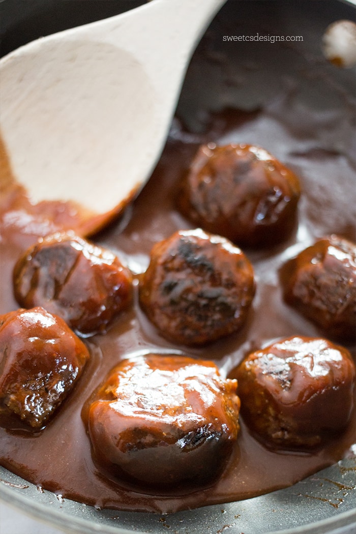 Vegan bbq meatballs- these are paleo and so delicious!