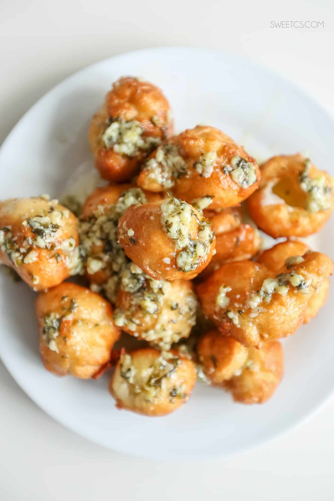 Fried garlic cheese bombs- YUM!