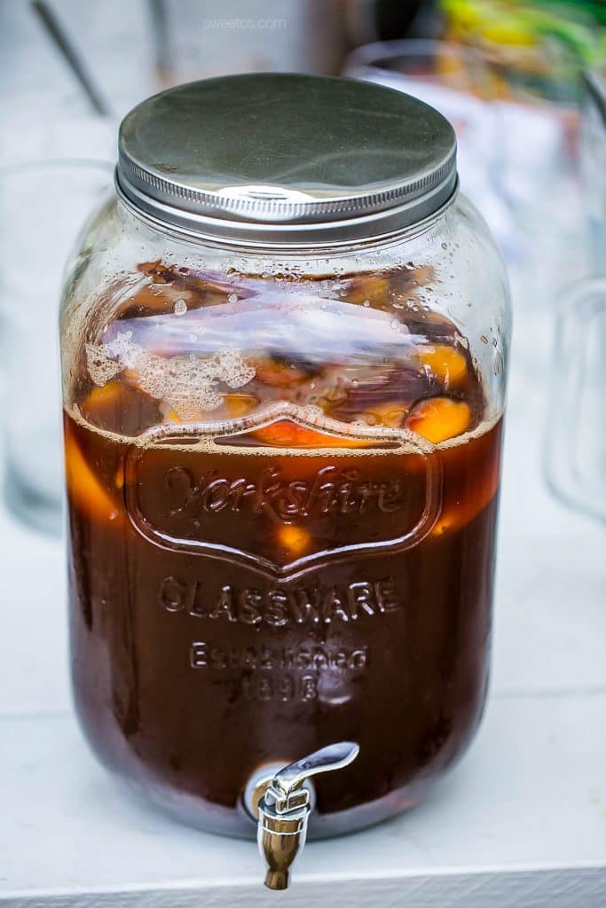 This peach iced tea is so delicious!