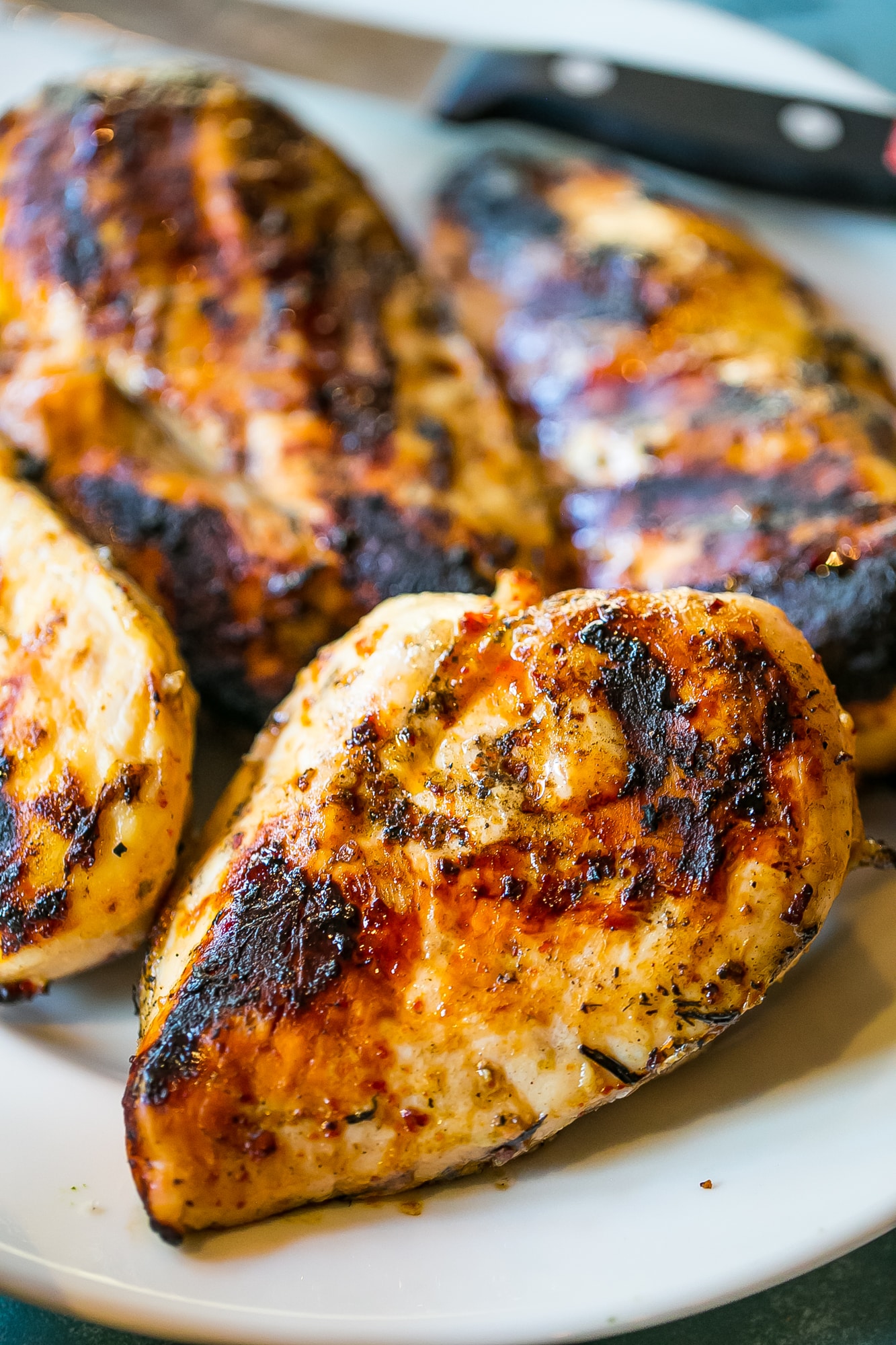 Grilled chicken that is never dry- this is the best recipe ever! 