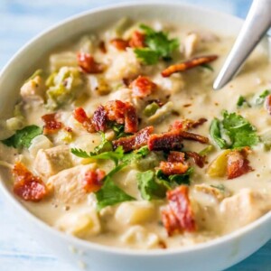 One Pot Creamy Chicken and Potato Chowder with Bacon