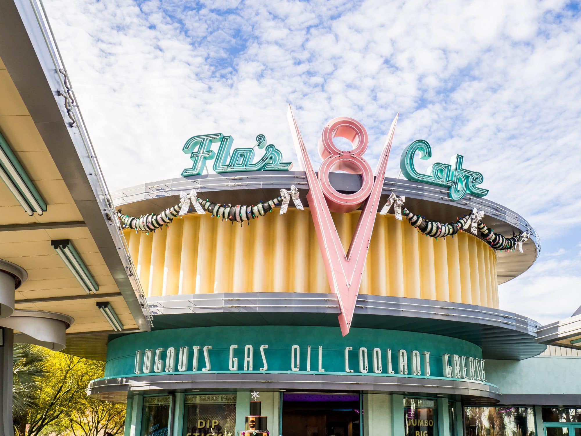 flo's v8 cafe, disneys california adventure