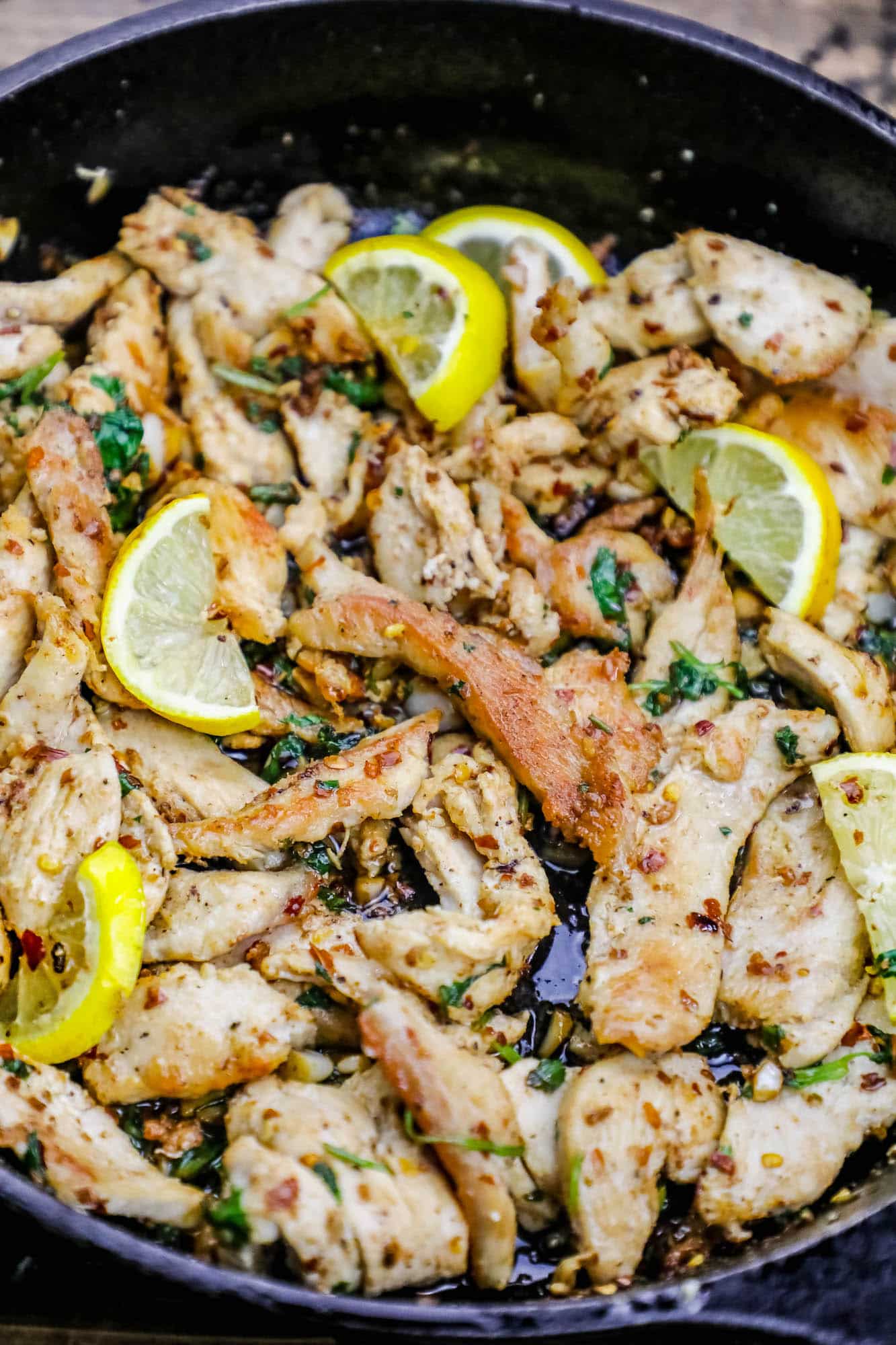 chicken strips with red pepper flakes, garlic, and lemon