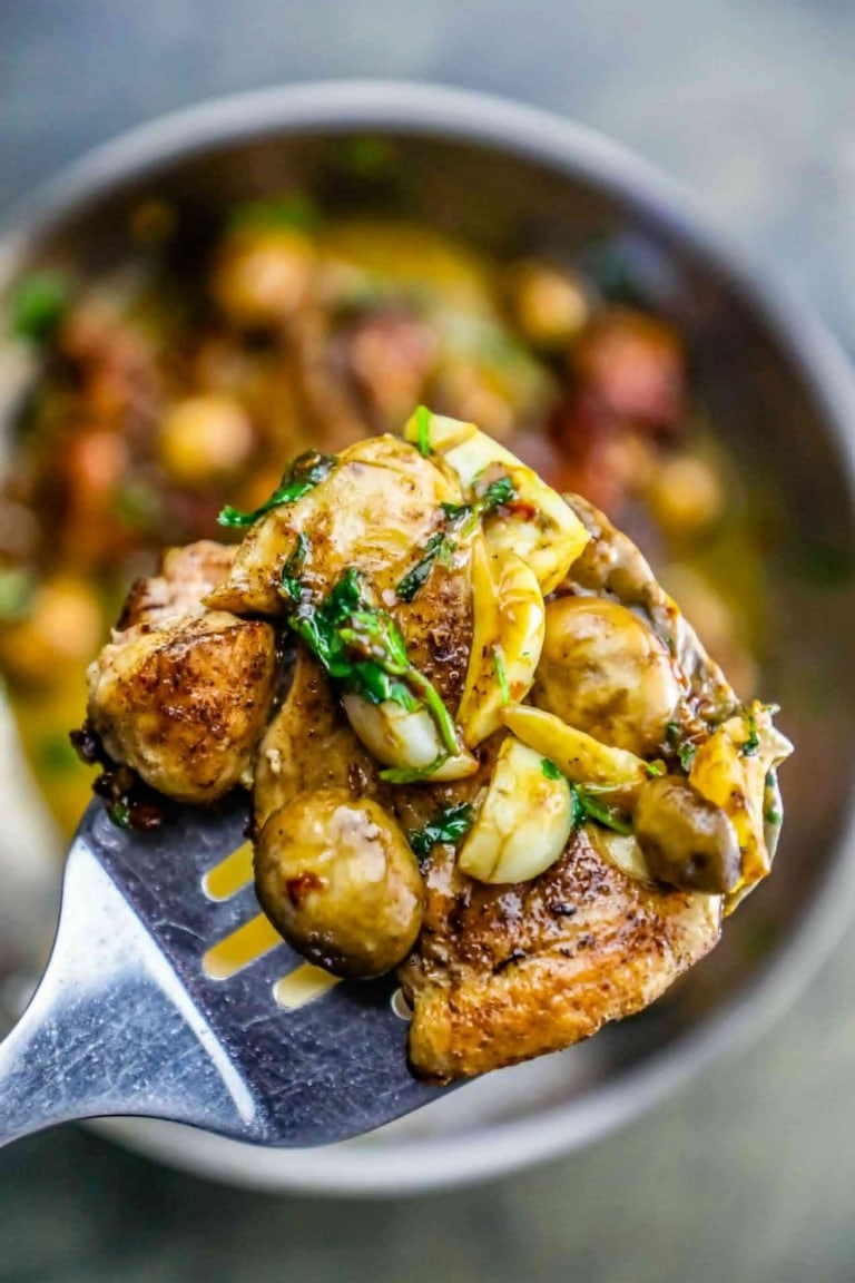 One Pot Garlic Butter Chicken Thighs and Mushrooms Recipe