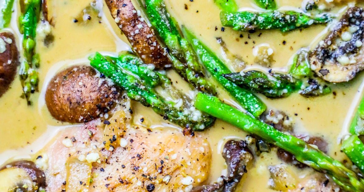 One Pot Creamy Lemon Italian Chicken Mushroom and Asparagus Skillet