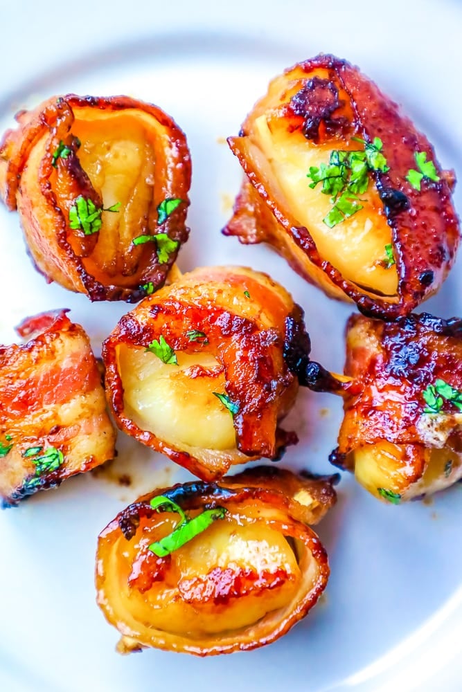 Brown-Sugar-Bacon-Wrapped-Scallops-Appetizer-Recipe-Picture-1.jpg