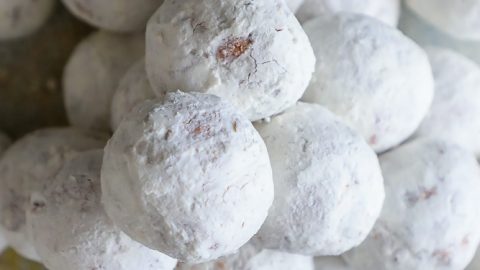 The Best Easy Powdered Sugar Donut Holes Recipe