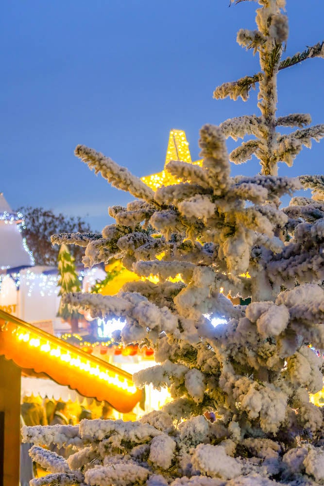 a paris christmas market