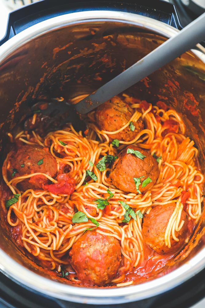 Picture of spaghetti and meatballs in instant pot