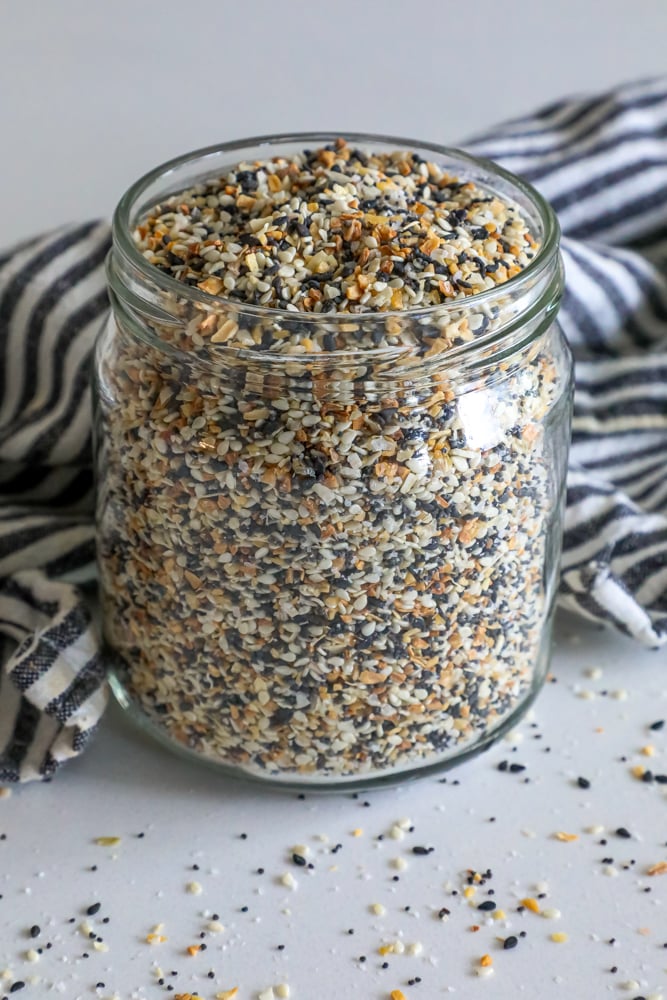 The Best Everything Bagel Seasoning Mix - Sweet Cs Designs