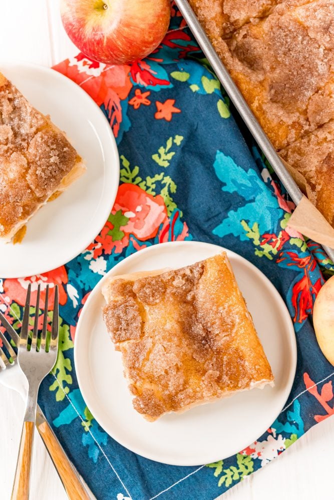 picture of baked apple sopapilla cheesecake on a plate