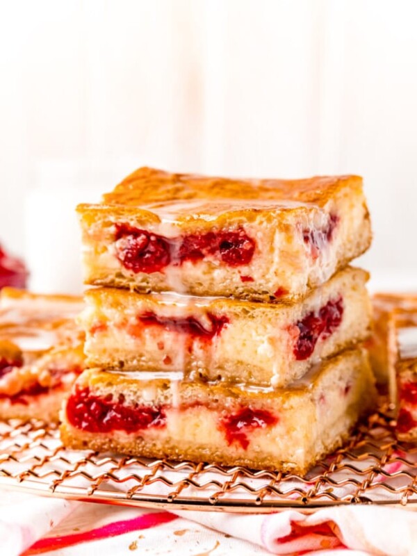 cropped-cherry-danish-bars-recipe-15.jpg