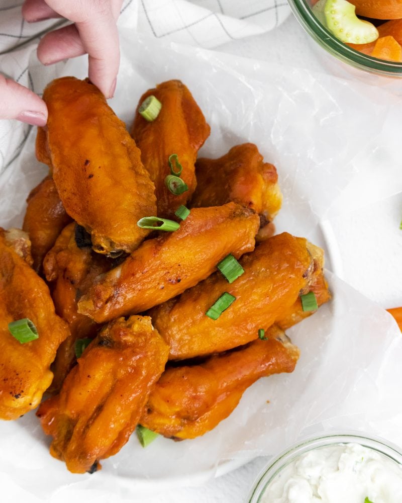 plate of honey buffalo wings