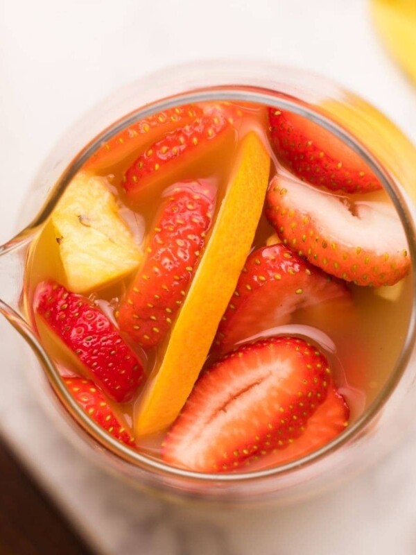 An easy recipe for fruity sangria with strawberries and bananas.