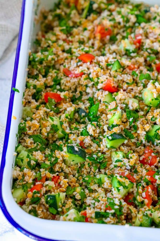 picture of tabbouleh in a dish