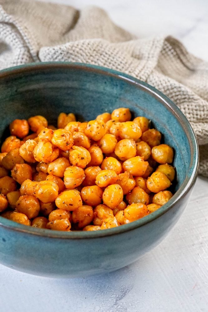 lemon pepper seasoned air fried chickpeas in a bowl 