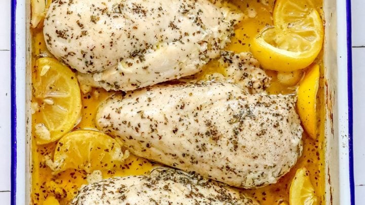 The Best Easy Baked Garlic Lemon Chicken Breasts Recipe