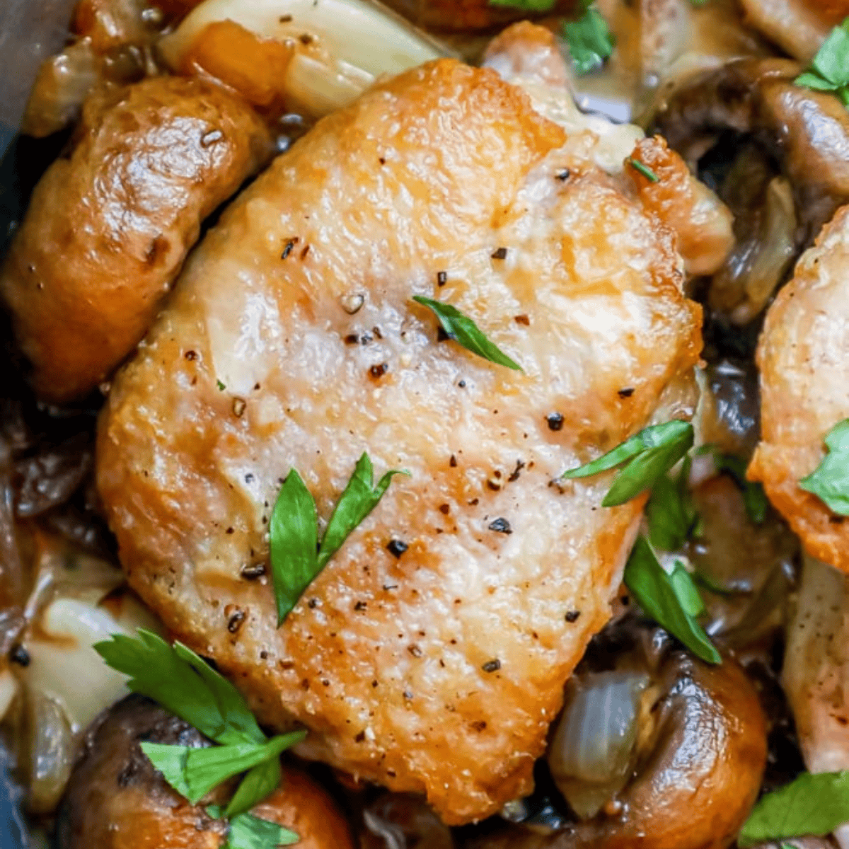 One Pot Garlic Butter Chicken Thighs and Mushrooms