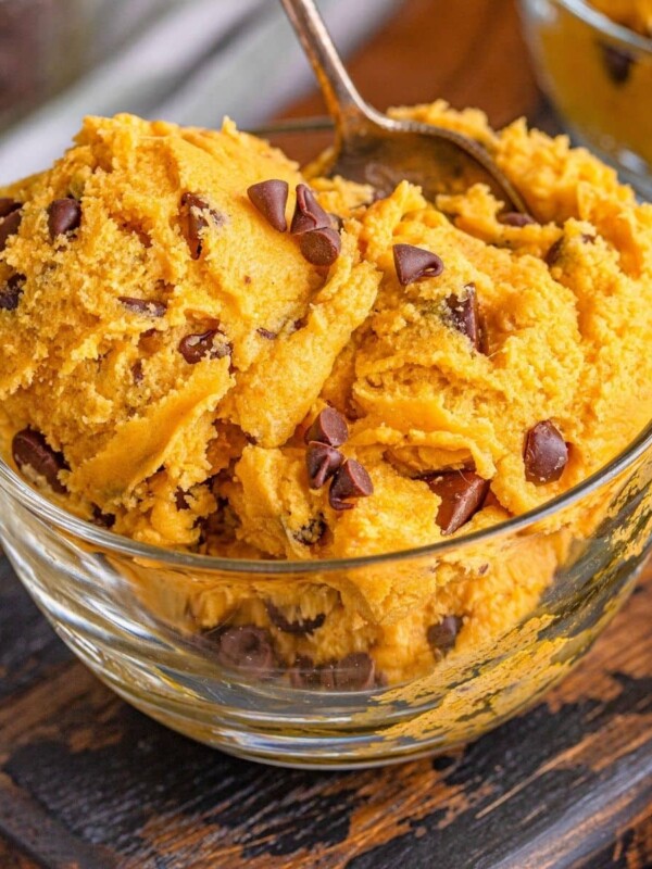 picture of edible pumpkin chocolate chip cookie dough in a bowl