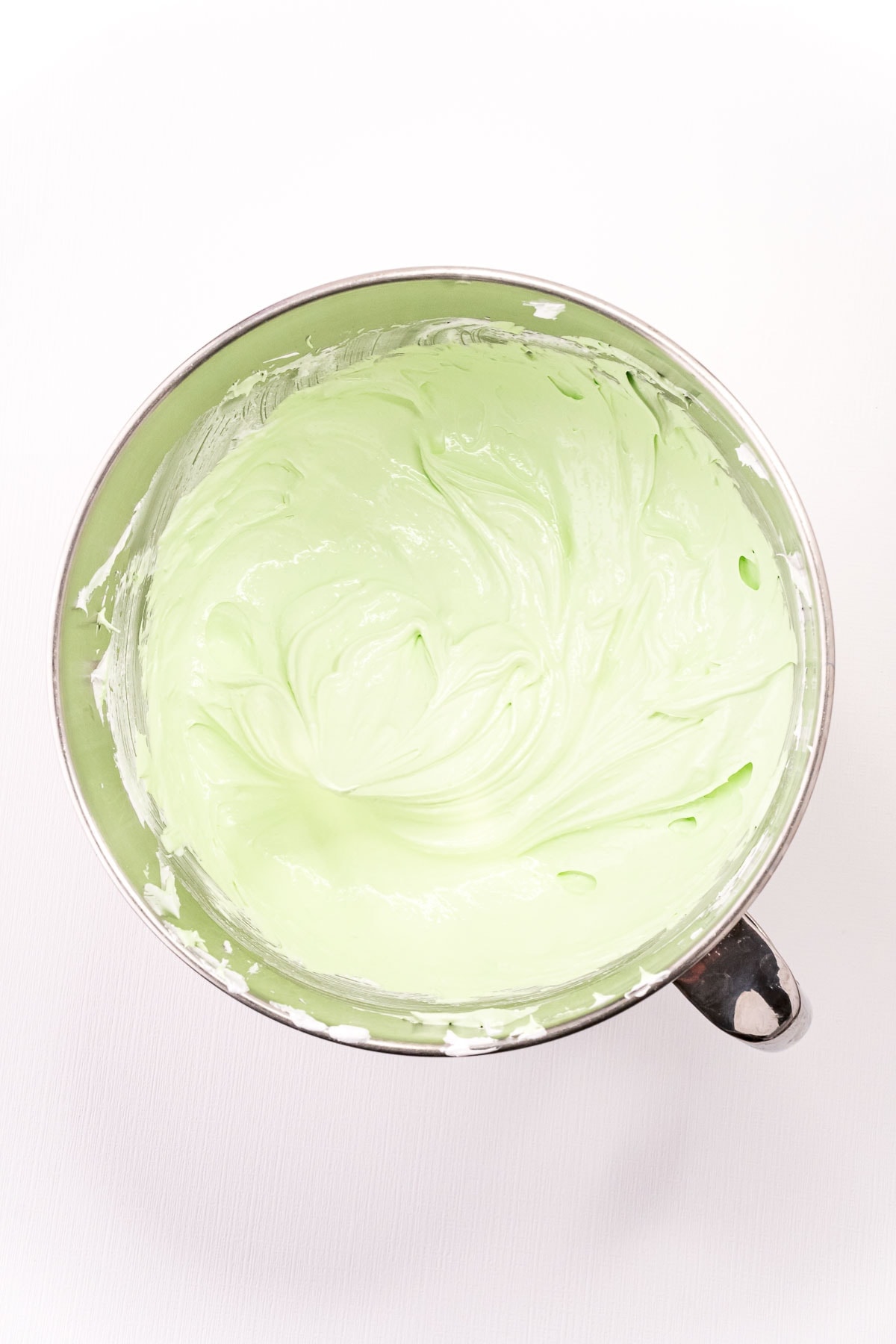 picture of meringue batter in a bowl