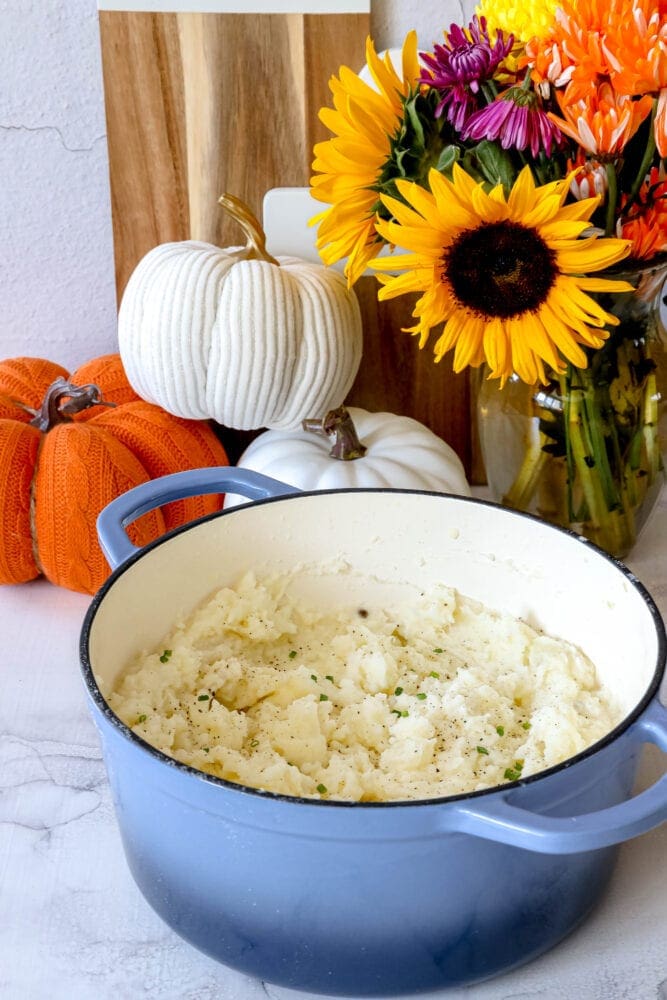 mashed potatoes in a blue pot
