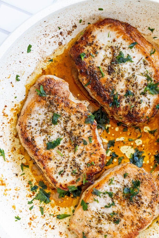 picture of pork chops in a pan