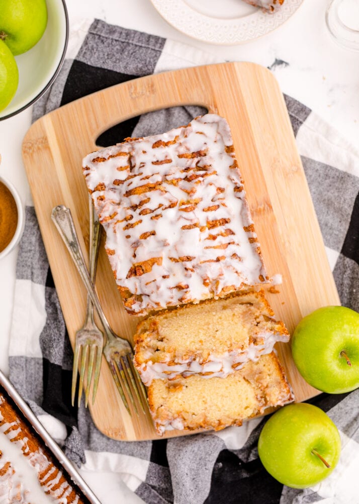 picture of sliced apple fritter bread on a cutting board