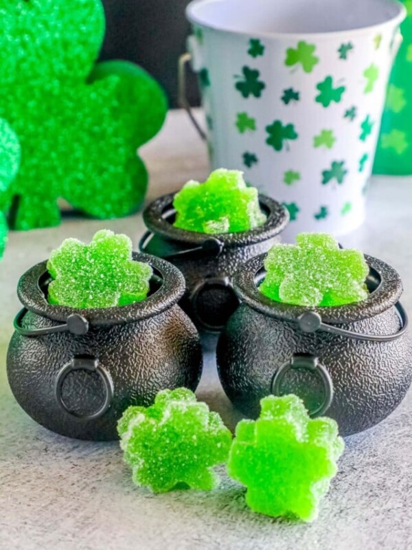 cropped-St-Patricks-Day-Shamrock-Gummies-Recipe-Picture5-scaled-1.jpg