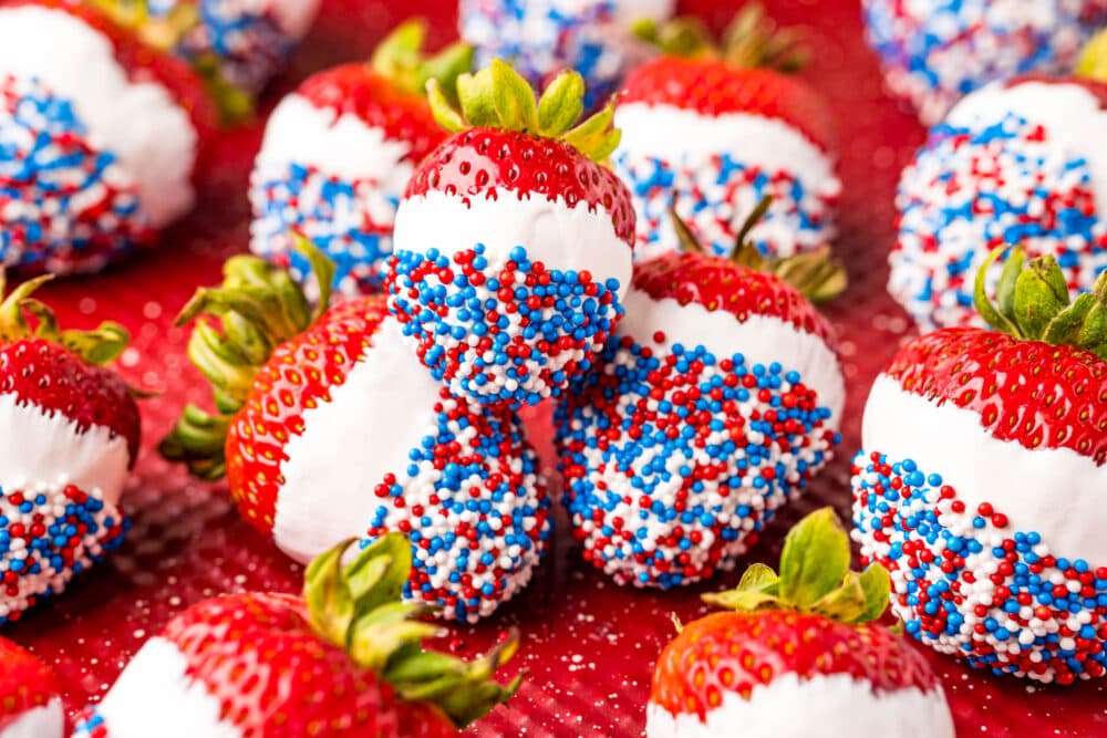 July 4th Inspired White Chocolate Dipped Strawberries - Savings