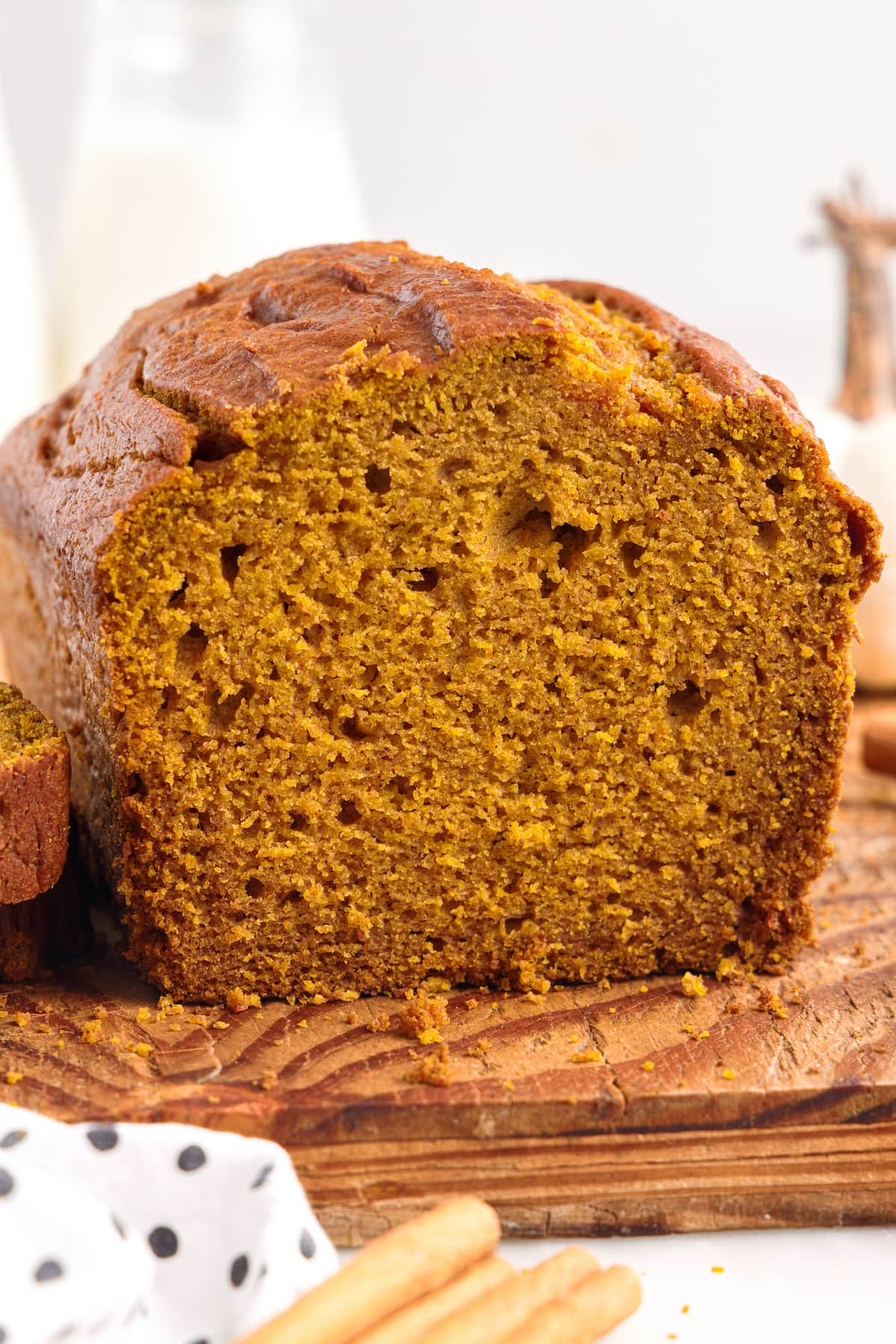 picture of pumpkin bread on a cutting board