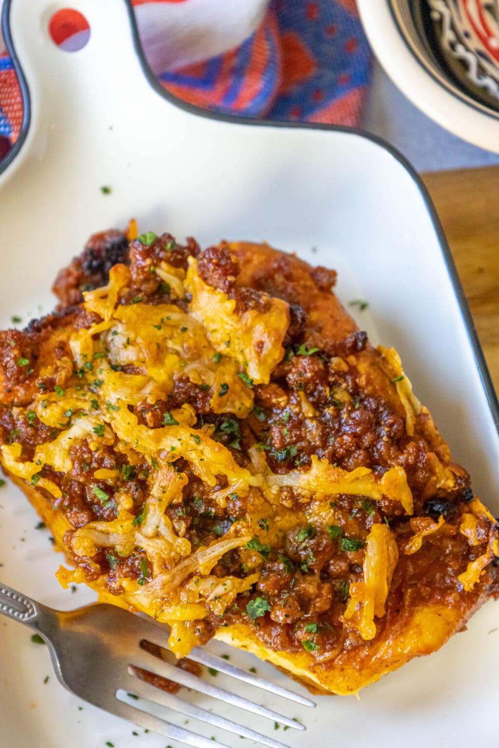 Cheesy BBQ Beef & Biscuit Casserole Sweet Cs Designs