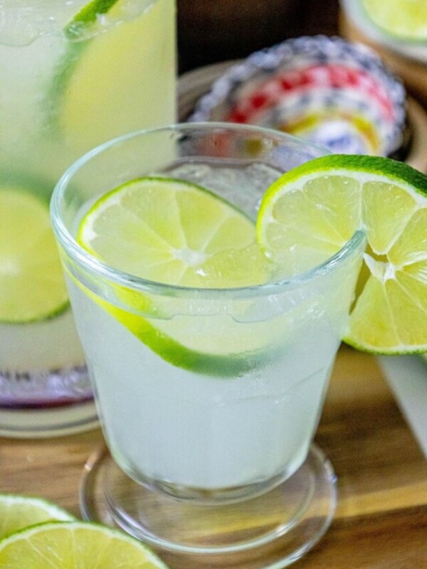 cropped-easy-homemade-limeade-recipe-picture5.jpg