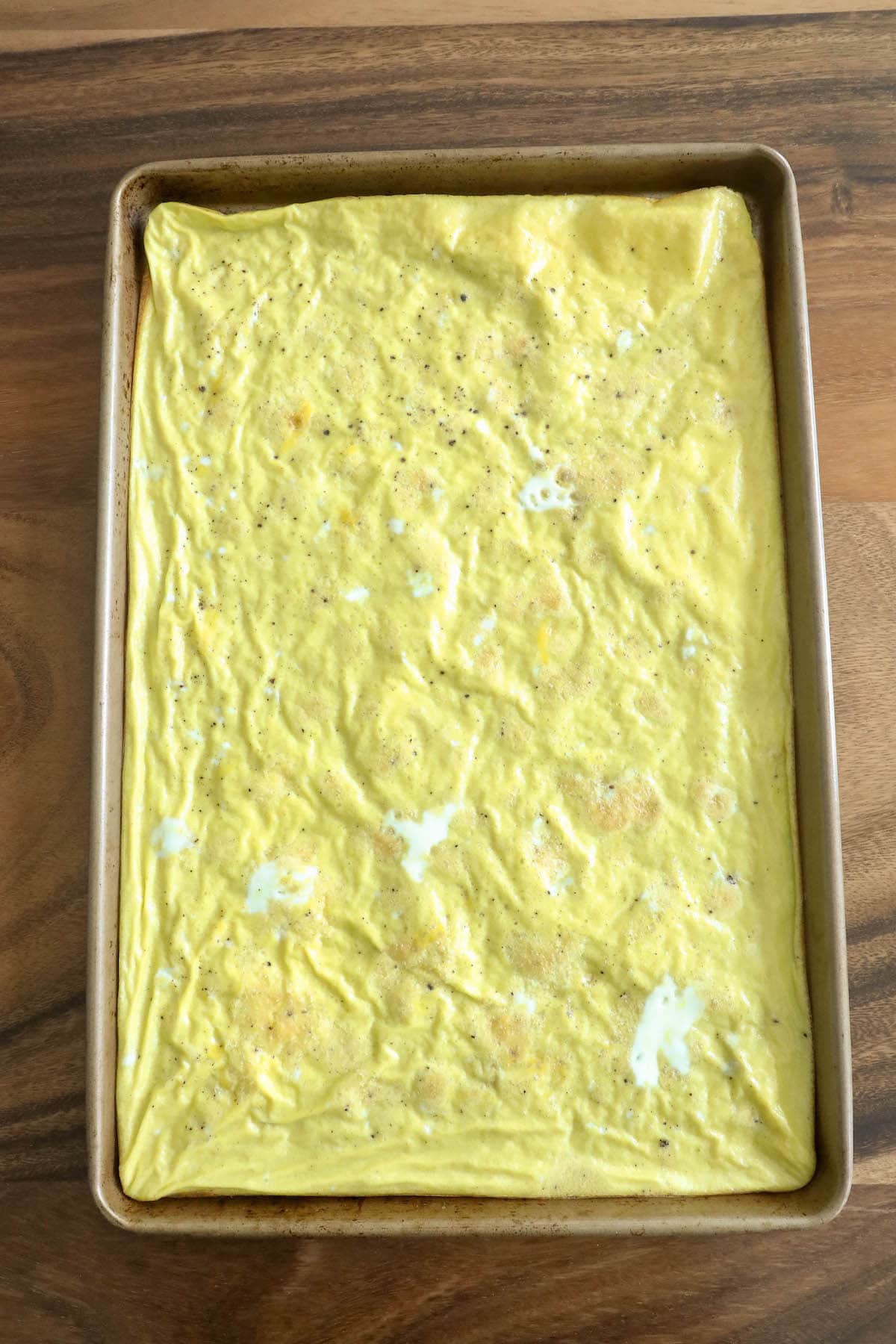 pan of cooked scrambled egg