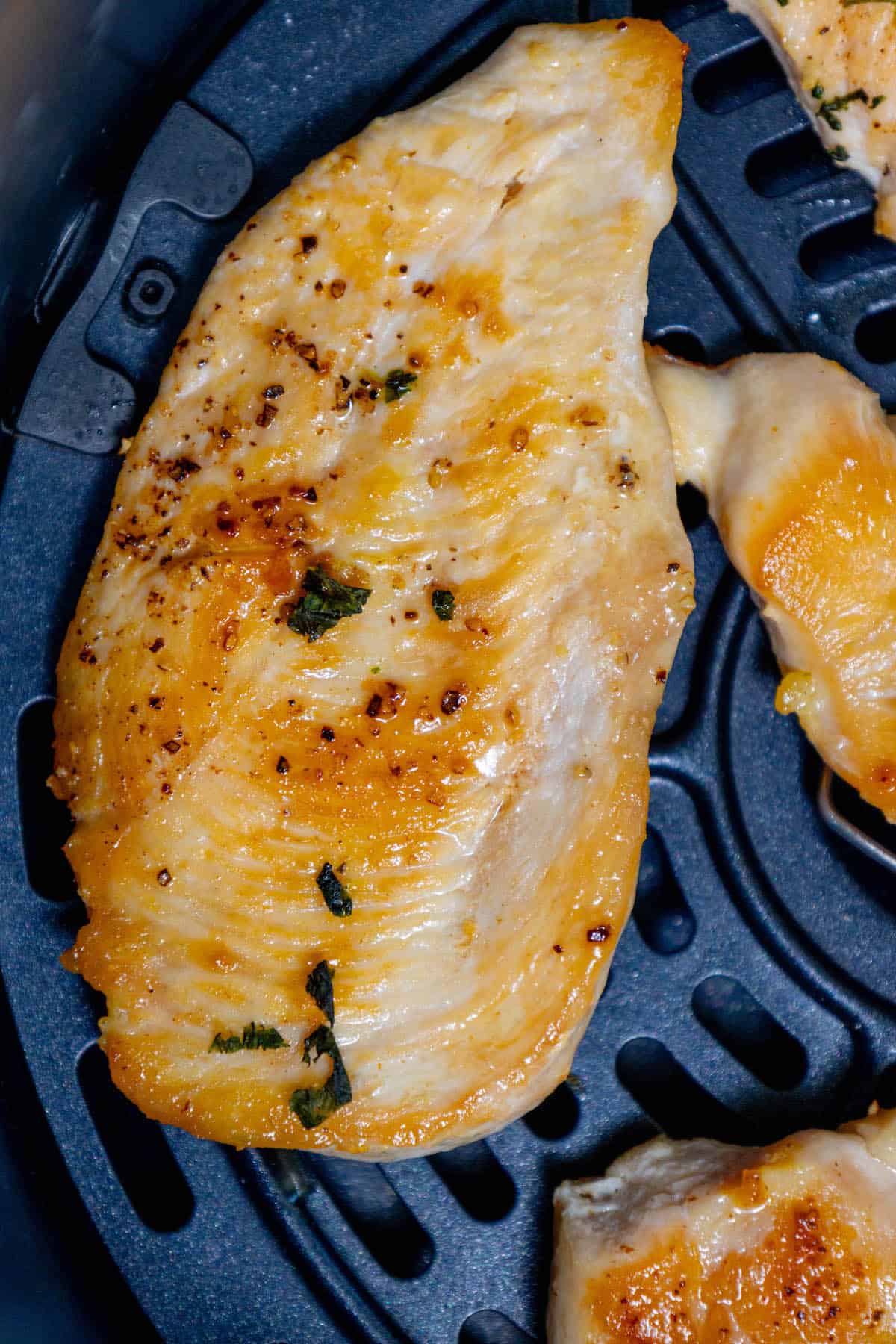 https://sweetcsdesigns.com/wp-content/uploads/2023/10/air-fryer-chicken-breasts-recipe-picture8.jpg